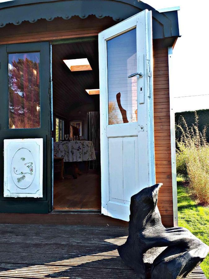 Le Fond De La Biche Bed and Breakfast Goutroux Esterno foto