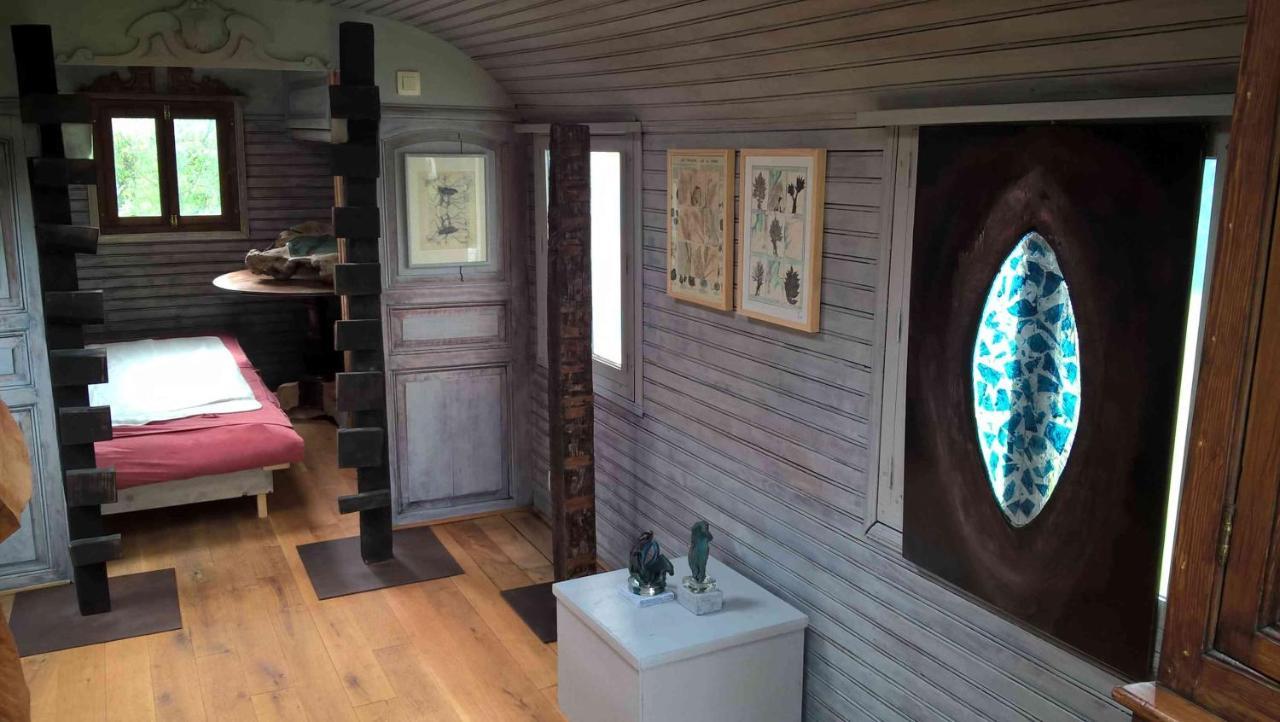 Le Fond De La Biche Bed and Breakfast Goutroux Esterno foto